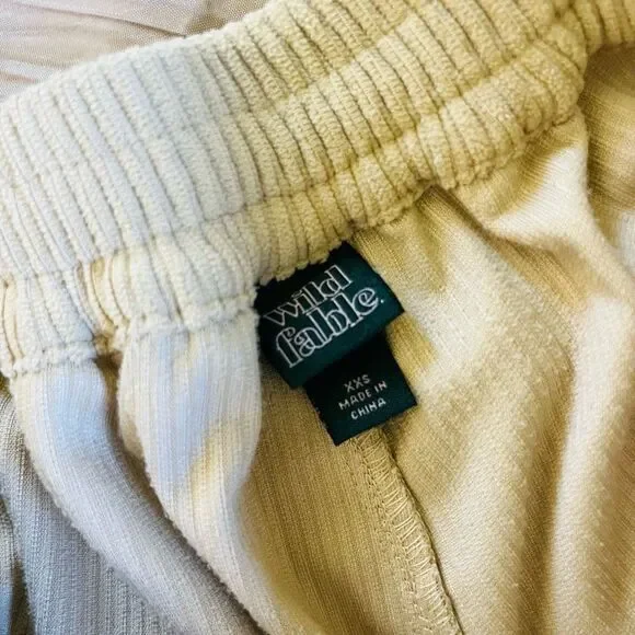 Wild Fable Tan wide leg Corduroy cargo side pocket pants size xxs see measuremen - Picture 5 of 9